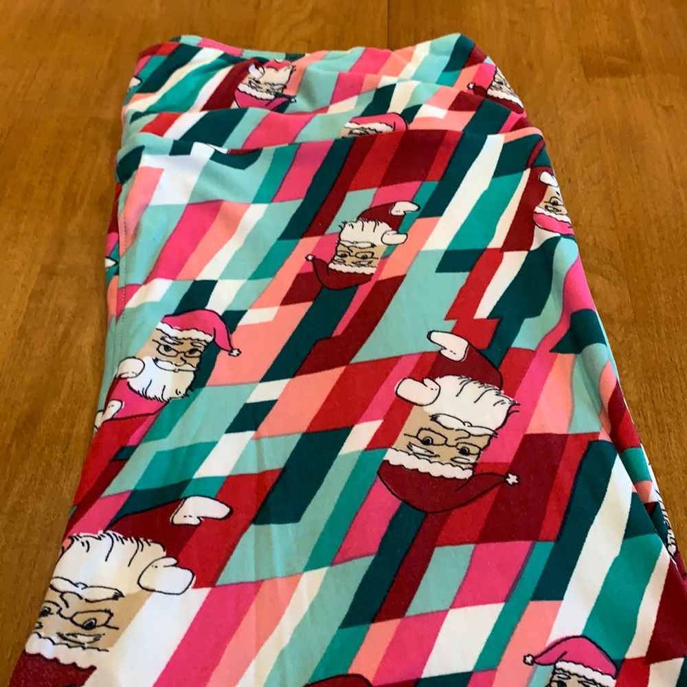 LuLaRoe holiday leggings